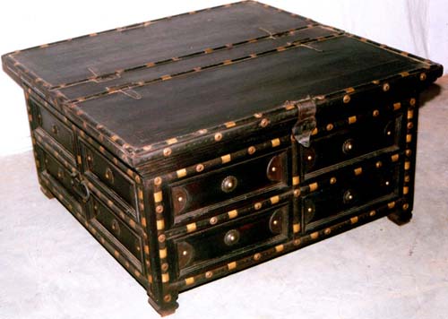 Indian wooden furniture, antique reproduction and handicraft